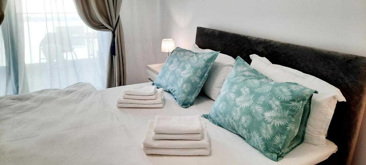 Soreo Residence Navodari Luaran gambar